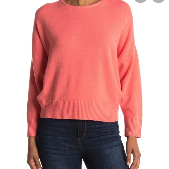 Woven Heart open Tie Back Sweater - Picture 12 of 13